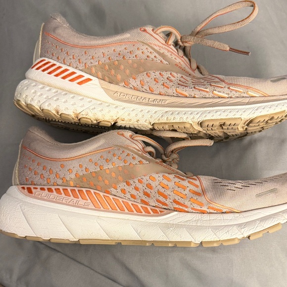 Women's Brooks Adrenaline 21 Athletic Sneakers - Gray and Copper - Picture 5 of 9